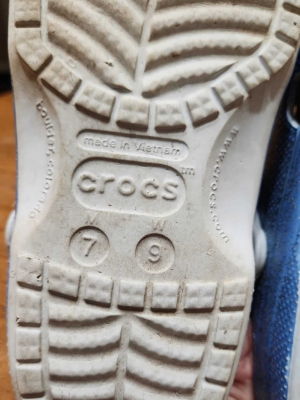 Crocs Size M7 W9